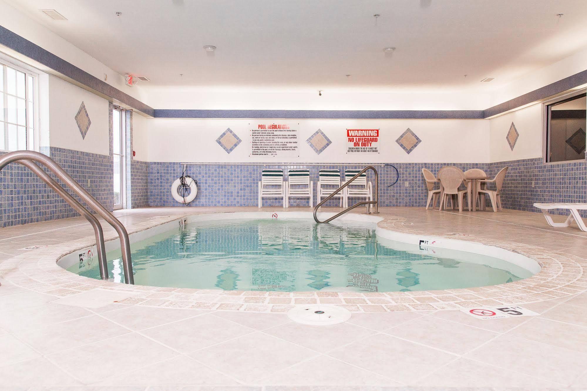 Countryside Suites Lincoln I-80 Exteriör bild